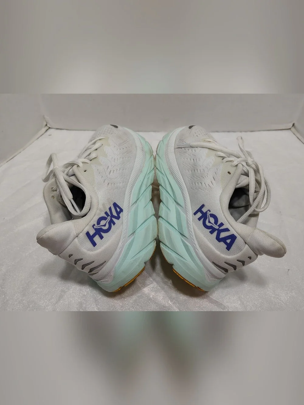 Hoka One One hoka one